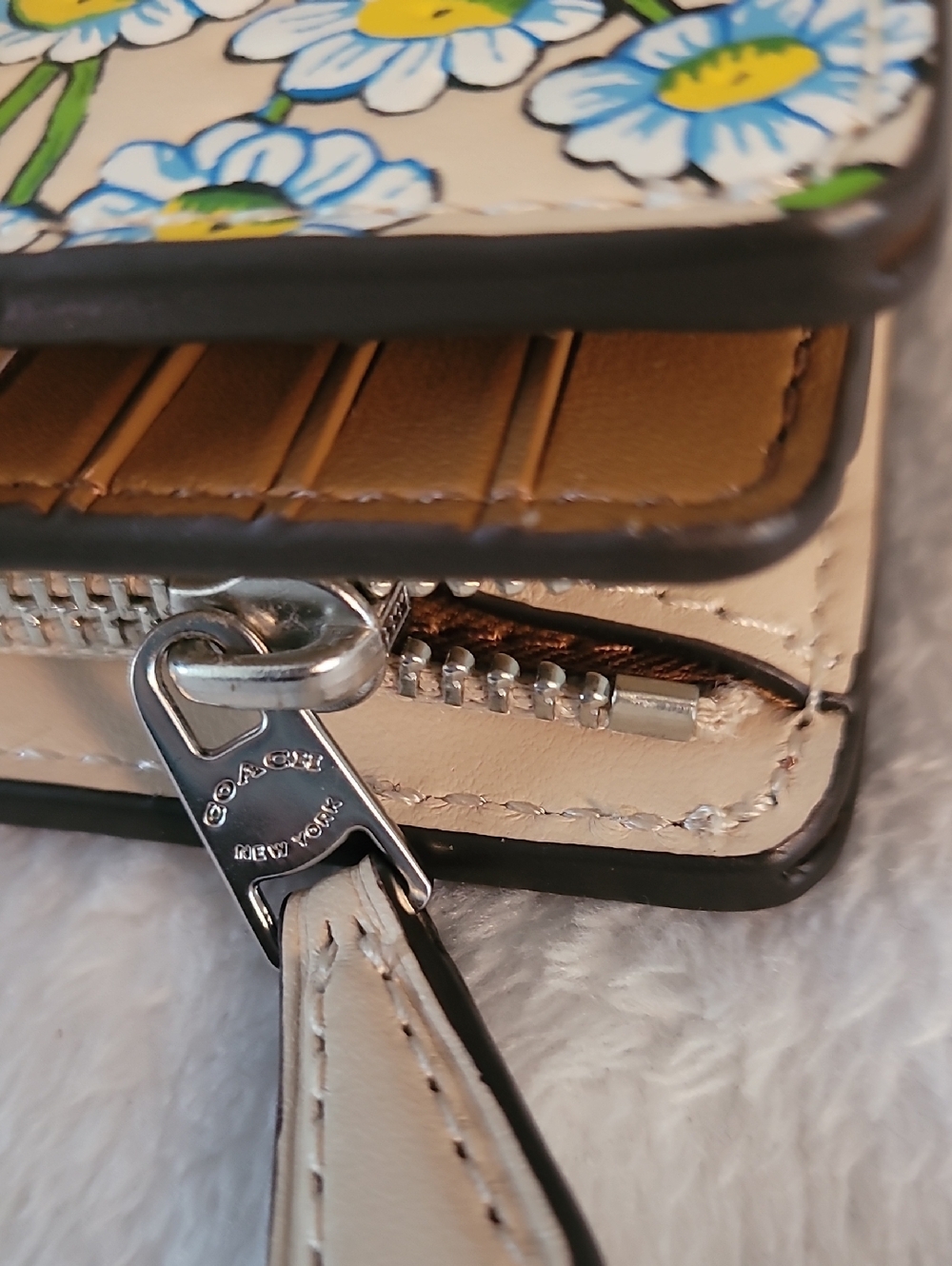 Coach Floral Wallet - Picture 7 of 7